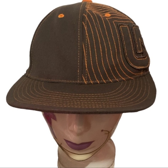 💋3/30 Burton brown and orange flex fit ball hat 210 fitted - Picture 1 of 6